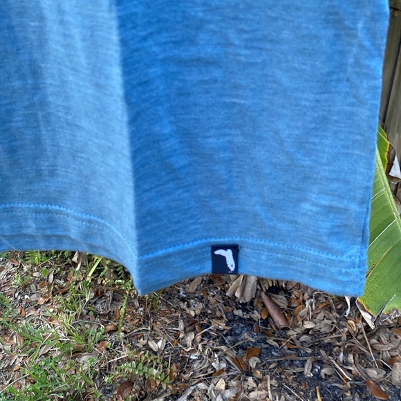 NWT Florida Cracker Trading Company T-shirt size S. Fish Camp Badge Vneck - Picture 10 of 14